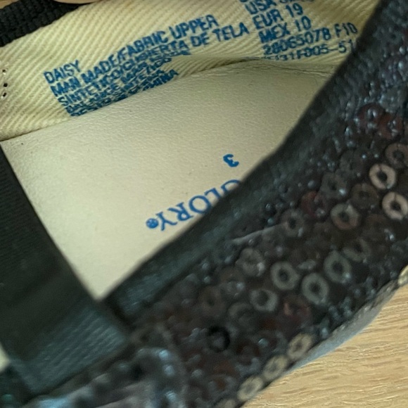 Faded Glory|Baby girl black glitter sequence flats with Maryjane strap, size 3• - Picture 5 of 6